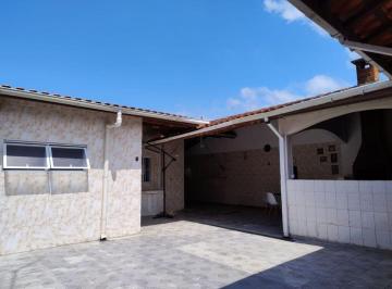 Casa de 3 quartos, Itanhaém · Casa para Venda, Itanhaém / SP. Possui 03 dormitórios e edicula