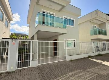 Foto 01 · Imperdível: Casa Duplex em Condomínio Fechado na Lagoa Funda Guarapari-ES com 2 Suítes e 103m² de Ár