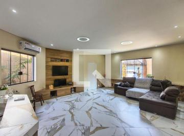 Sobre o imóvel: Casas mobiliado , com 3 salas , área gourmet com churrasqueira , · Casa para Aluguel - Cidade da Criança, 3 Quartos, 660 m² - Praia Grande