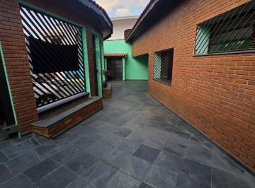 Comercial de 3 quartos, Mauá · Residencial ou Comercial - Casa Térrea - Excelente localização - Oportunidade.