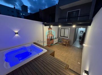 Casa · 108m² · 3 Quartos · 2 Vagas · Sobrado em Areias, São José: 3 Dorms e Suíte | Venda