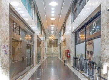 Comercial · 32m² · 2 Quartos · Sala Comercial em Centro Histórico