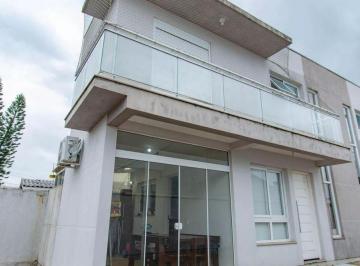 Casa · 90m² · 3 Quartos · 1 Vaga · Casa de 3 dormitórios e 2 vagas de garagem em Canoas.