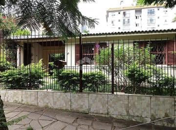 Casa · 200m² · 3 Quartos · 2 Vagas · Casa à venda com 200m², 3 quartos e 2 vagas