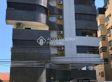 Apartamento · 261m² · 3 Quartos · 2 Vagas · Apartamento com 3 Quartos à Venda no bairro Centro com 261m²