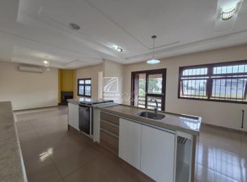 Casa · 217m² · 3 Quartos · Casa à venda - em Nossa Senhora da Saúde