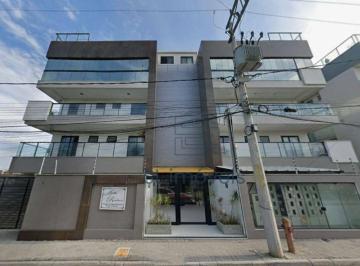 e152a73f292a9246e4149124d427f1ecda2a508c · Cobertura duplex mobiliada com 3 quartos à venda em Costazul, Rio das Ostras