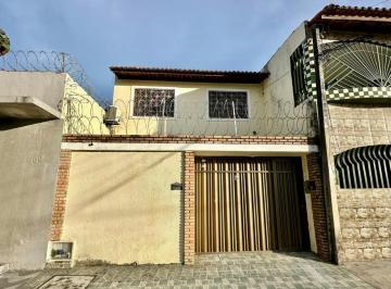 Casa · 163m² · 3 Quartos · 2 Vagas · Casa duplex com 3 suítes na Cidade dos Funcionários, Fortaleza