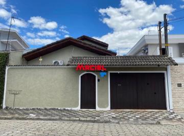 fachada · Casa Assobradada, com amplo quintal com piscina /sauna etc...