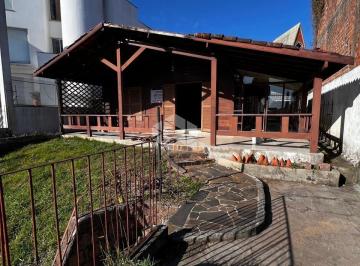 vista da casa · Casa com 3 quartos e garagem fechada em Ipanema