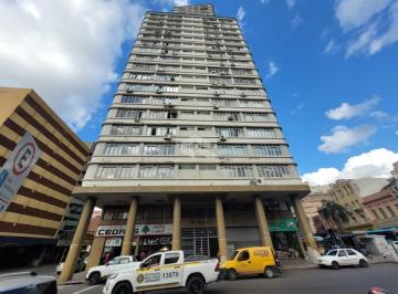 Comercial · 63m² · Ótima e ampla sala comercial no tradicional Edifício Coliseu, no Centro, Porto Alegre