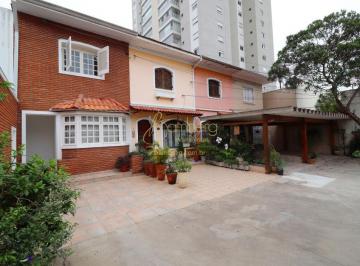 Casa · 100m² · 3 Quartos · 2 Vagas · Casa de vila reformada na Chácara Santo Antônio!