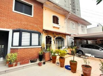 Casa · 100m² · 3 Quartos · 2 Vagas · Casa de vila reformada com 3 suítes na Chácara Santo Antônio!