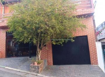 Casa · 250m² · 4 Quartos · 2 Vagas · Sobrado a venda com 4 quartos, 2 suítes no Jardim Guarau.