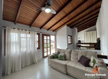 Apartamento · 210m² · 2 Quartos · 1 Vaga · Cobertura com 2 quartos no América em Joinville