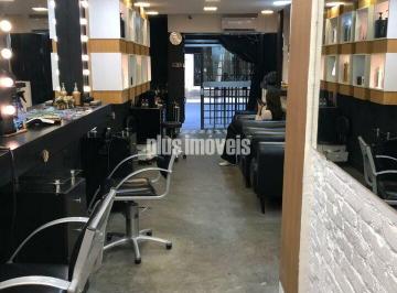 Comercial · 140m² · 1 Quarto · Imovel comercial em orima localização