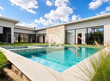 Casa · 640m² · 5 Quartos · 4 Vagas · Casa de Alto Padrão à Venda no Condomínio Terras de São José II | 5 Suítes, Terreno Amplo e Lazer Co