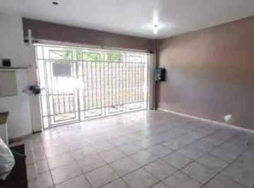 Casa · 160m² · 3 Quartos · 2 Vagas · Sobrado Espaçoso com Suíte, Closet e Varanda no Bairro Santa Terezinha