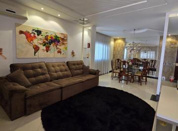 Imagem 1 · Casa de 260m² com 03 suítes à venda no Jardim Europa - Goiânia/GO