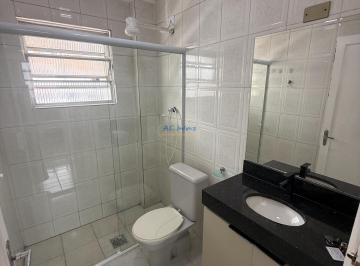 Apartamento · 28m² · 1 Quarto · Kitnet reformada na guilhermina, vem conhecer!
