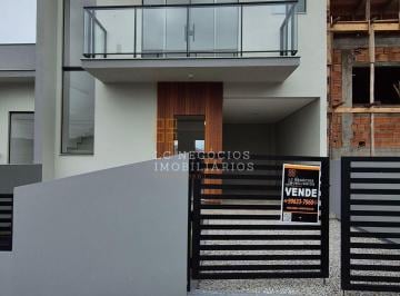 Casa · 109m² · 3 Quartos · 1 Vaga · Sobrado à venda no bairro Forquilhas - São José/SC