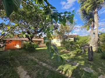 Rural · 1250m² · 2 Quartos · 2 Vagas · Linda Chácara á venda 1.250m² com 2 Quartos, sendo 1 Suíte e Área Gourmet em Esmeraldas!