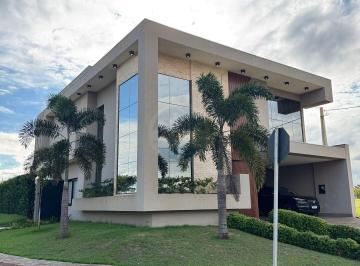 Casa · 308m² · 3 Quartos · 2 Vagas · Sobrado à venda no bairro Setor 39 - Dourados/MS