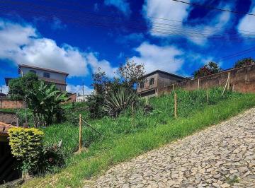 Terreno · 288m² · Lote no bairro Santa Terezinha