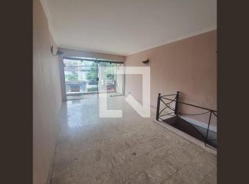 Localizada no charmoso bairro de Perdizes, esta casa oferece um ambiente acolhed · Casa à Venda - Perdizes, 2 Quartos, 250 m2