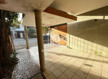 Casa · 250m² · 3 Quartos · 1 Vaga · Sobrado de 250m² 3 dormr, 2 banheiros, Edícula, 1 vaga em Campo Belo - São Paulo.