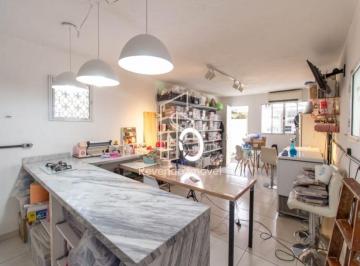 Casa · 240m² · 2 Quartos · 1 Vaga · VILA CLEMENTINO, CASA DE 240M², COM 2 DORMITÓRIOS, 2 BANHEIROS, E 1 VAGA À VENDA.