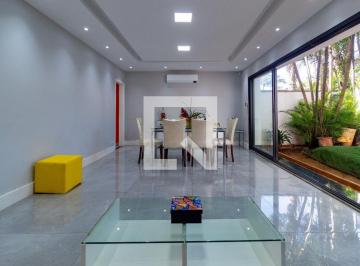 Casa · 220m² · 4 Quartos · 4 Vagas · Casa à Venda - Campo Belo, 4 Quartos, 220 m2