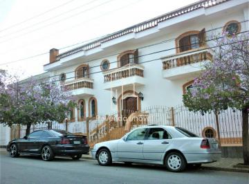 Casa · 360m² · 3 Quartos · 5 Vagas · Imperdível casa à venda em São Paulo-SP, Jardim da Saúde: 3 quartos, 3 suítes, 6 banheiros, 5 vagas 