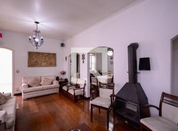 Localizada no Jardim da Saúde, esta casa oferece uma excelente oportunidade para · Casa à Venda - Bosque da Saúde, 5 Quartos,  560 m2