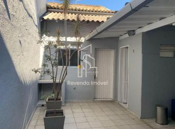 Comercial · 174m² · SAÚDE - CASA COMERCIAL DE 174m² COM 5 SALAS, 2 BANHEIROS E NÃO POSSUI VAGA Á VENDA