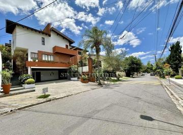 Casa · 382m² · 4 Quartos · 6 Vagas · Permuta ate 30% | Cond. Sao Paulo II – 4 Dorms (2 Suites), Gourmet, Piscina e Sauna - Oportunidade!