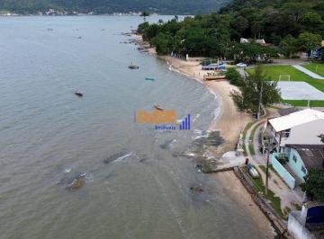 mzzmsve2owvmowe2yje2mzbm_md · Casa pé na água à venda na Enseada de Brito com 2 quartos e rampa para barco