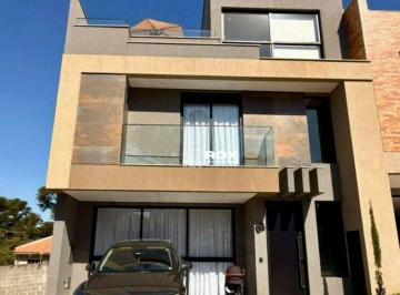 bd268ae5ba168b8c72c553f40c30021794fa0714 · Casa de alto padrão mobiliada, com 3 quartos, sendo 2 suítes à venda, 167 m² por R$ 2.000.000 - Pila