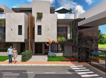 351e3f2b0f8383cdca19d6d3edc518f1617242ce · Sobrado em condomínio 3 suítes, 175 m² no bairro São Braz