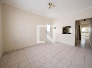 Localizada no charmoso bairro da Cidade Patriarca, esta espaçosa casa oferece um · Casa à Venda - Cidade Patriarca, 4 Quartos,  240 m2