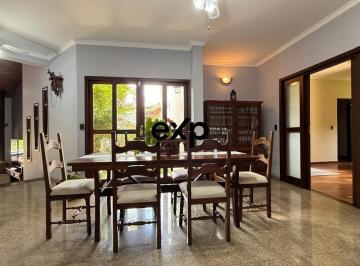Casa · 746m² · 4 Quartos · 4 Vagas · Linda casa de Condomínio à venda com 4 suítes.