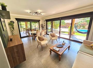 Casa · 530m² · 5 Quartos · 12 Vagas · Casa com 5 quartos à venda em Santa rita - SP