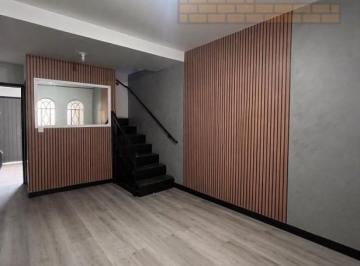 Foto 01 · Casa à venda em Taboão da Serra-SP, Jardim América: 2 quartos, 2 salas, 2 banheiros, 1 vaga, 81,30m²