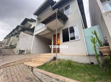 26038d53d6e8c593d702601be37794f793379a73 · Casa Residencial à venda, Retiro, Volta Redonda - CA0065.