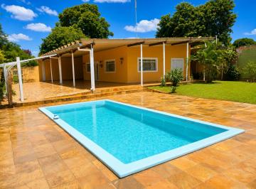 Rural de 3 quartos, Campinas · Chácara para locação com piscina, churrasqueira e 3 quartos no Recanto dos Dourados