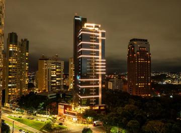 Apartamento de 4 quartos, Curitiba · Apartamento novo com 4 suítes e 4 vagas - De: R$ 5.3 milhões Para: R$ 4.9 milhões