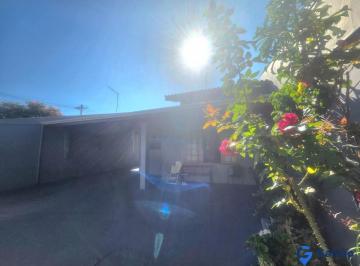 Fachada · Casa à venda no Bairro Caxambu em Jundiaí - SP
