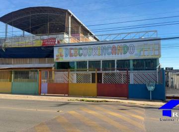 Casa de 4 quartos, Gama · RDS vende Casa Sobrado mais área comercial qd 01 setor Sul Gama