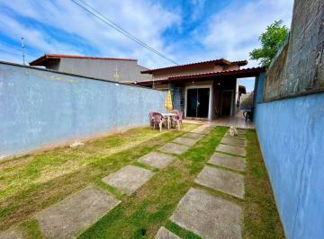 Casa de 2 quartos, Itanhaém · Casa com 2 quartos e área gourmet em Itanhaém.