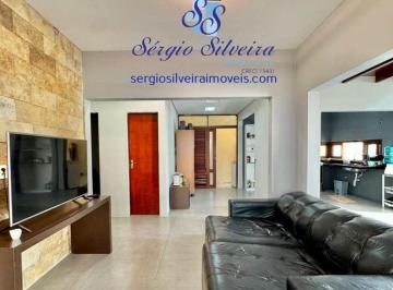 Casa de 4 quartos, Fortaleza · Casa duplex em condomínio na Lagoa Redonda - 4 suítes